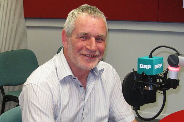 Eifeler Mundart: Osterzeit ist Reisezeit