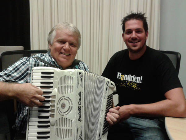 Eifeler Mundart mit dem Alleinunterhalter Willy Schmitz