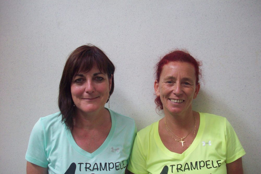 Kelmiser Mundart: Team ''4 trampele erop en eraf'' beim Oxfam Trailwalker 2015