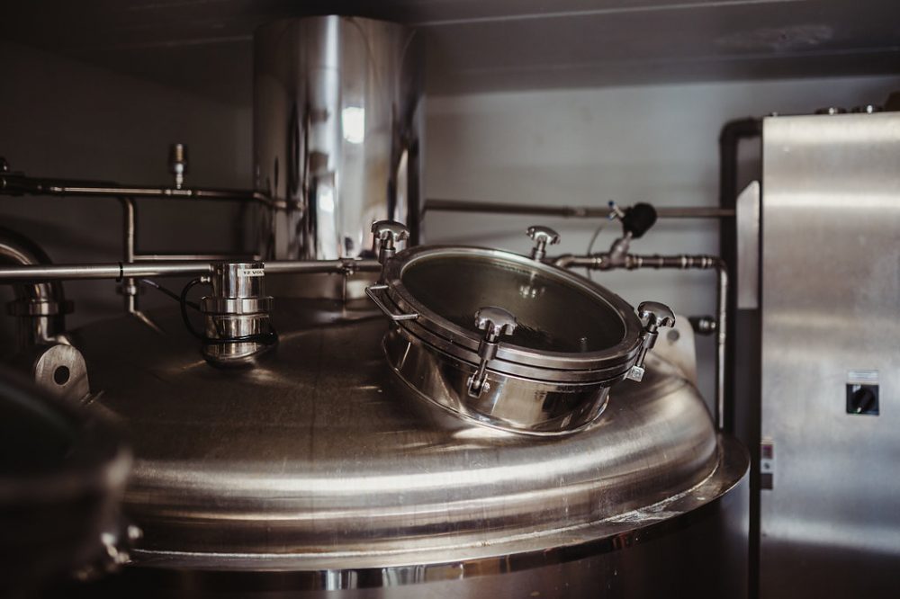 Kelmiser Mundart: Corona aktuell und Bier gegen Rassismus