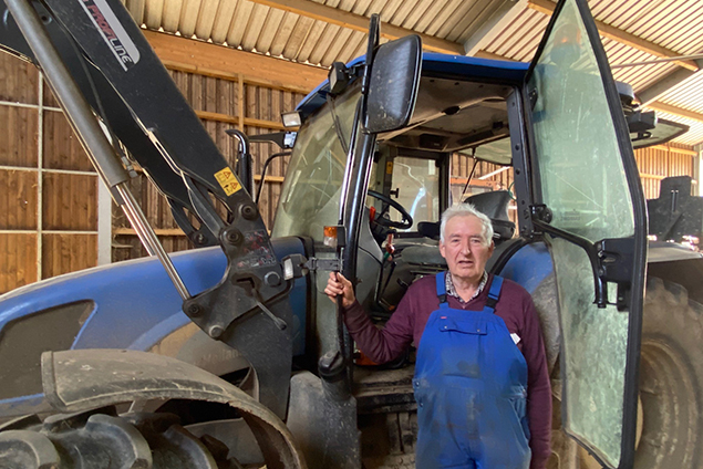 Eifeler Mundart: Vom Ackergaul zum modernen Traktor