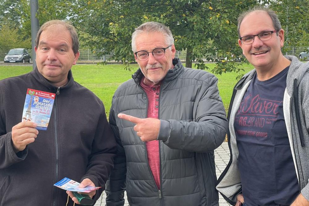 Kelmiser Mundart: Theaterstück ''Der jeplatzde Urlohb''