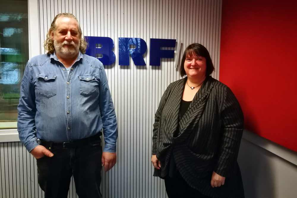 Kelmiser Mundart: Verlegung der Stolpersteine gegen das Vergessen in Walhorn