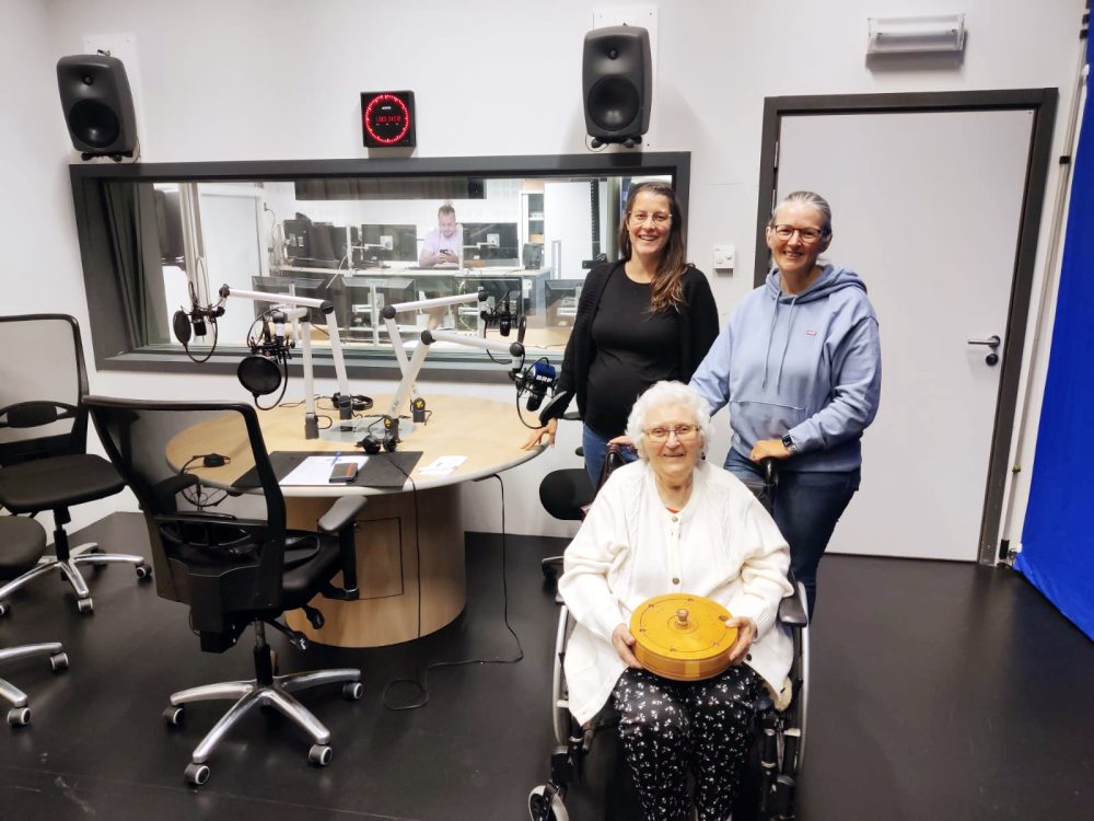 Eifeler Mundart: 25 Jahre Hof Peters in Emmels