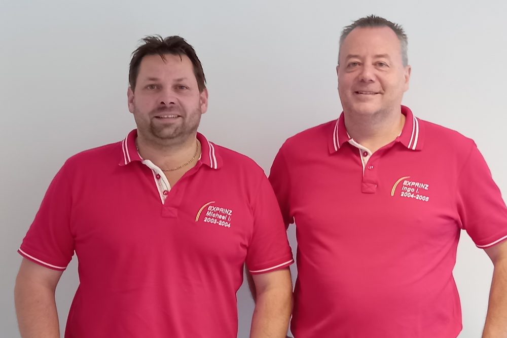 Eifeler Mundart: Ausstellung der Ex-Prinzen ''Die fidelen Brüder'' aus Büllingen